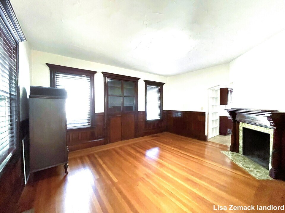 202 Corey Rd, Unit 1 in Boston, MA - Building Photo
