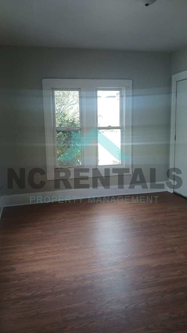202 W Holt St in Burlington, NC - Building Photo - Building Photo
