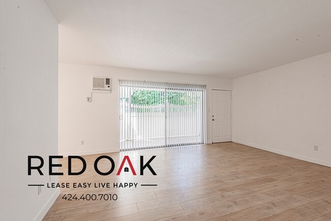 1327 Laurel Ave in West Hollywood, CA - Building Photo - Building Photo