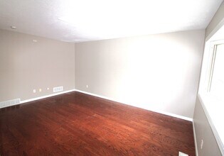 2514 Lipton Rd in Columbus, OH - Building Photo - Building Photo