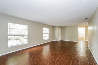 3804 Hill N Dale Pl in Lakeland, FL - Foto de edificio - Building Photo