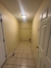 1501 Wild Goose Run in St. Charles, MO - Foto de edificio - Building Photo