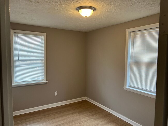 7257 Holabird Ave in Dundalk, MD - Building Photo - Building Photo