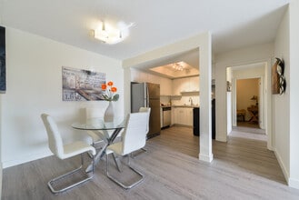 Morningside Estates in Edmonton, AB - Building Photo - Building Photo