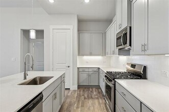 3155 Winter Rose Way in Arlington, TX - Building Photo - Building Photo