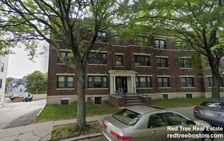 27 Egremont Rd, Unit 1 in Boston, MA - Building Photo