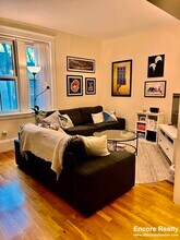 66 Marshal St, Unit 6 in Brookline, MA - Building Photo - Building Photo