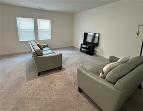 7353 Cranleigh St in Covington, GA - Building Photo - Building Photo