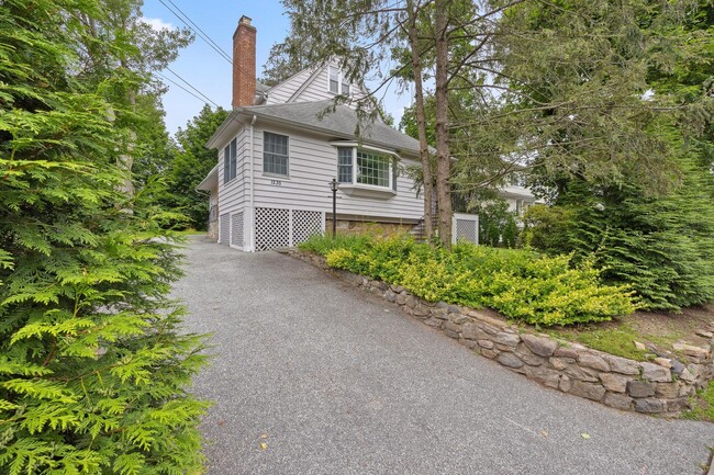 property at 1235 Post Rd