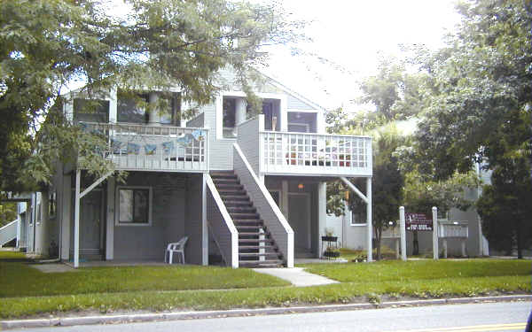 1818-1828 Arapahoe Ave in Boulder, CO - Building Photo