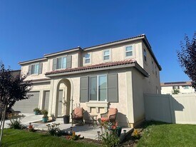 36628 Sevilla Wy in Beaumont, CA - Building Photo