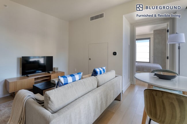 30 Otis St, Unit SI FL9-ID1716 in San Francisco, CA - Foto de edificio - Building Photo