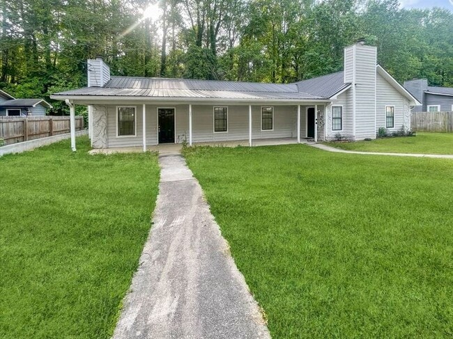 property at 2135 Valley Oaks Dr SE