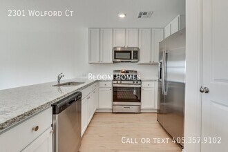 2301 Wolford Ct in Norman, OK - Building Photo - Building Photo