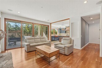 6750 Andover Ln in Los Angeles, CA - Building Photo - Building Photo