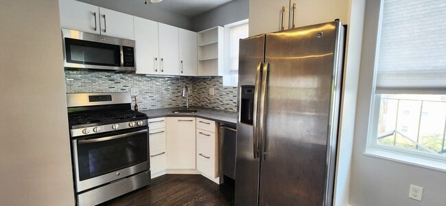 1 Chelsea Ter, Unit 3 in Boston, MA - Building Photo - Building Photo