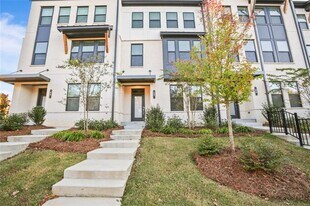 26 Peeples Dr in Lawrenceville, GA - Building Photo