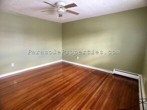 704 Cooney St in Dunmore, PA - Building Photo - Building Photo