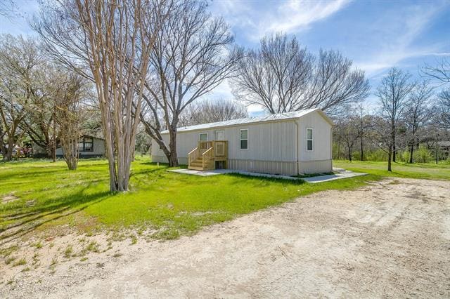 property at 1948 Lariat Ln