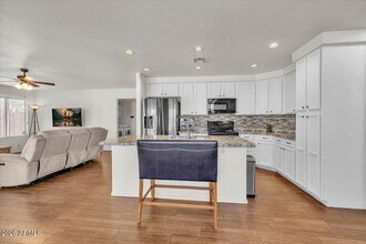 6366 E Riverdale St in Mesa, AZ - Building Photo - Building Photo