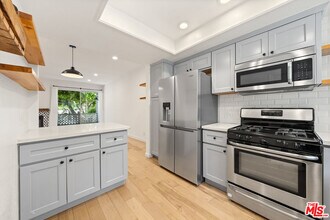8500 Falmouth Ave in Los Angeles, CA - Building Photo - Building Photo