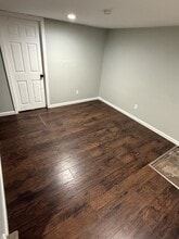 59 Elmhurst Cir in West Hartford, CT - Building Photo - Building Photo