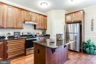 8229 Jeremiah Ln in Columbia, MD - Building Photo - Building Photo