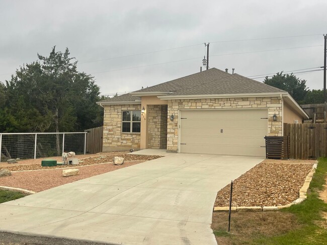property at 615 Hummingbird Hill