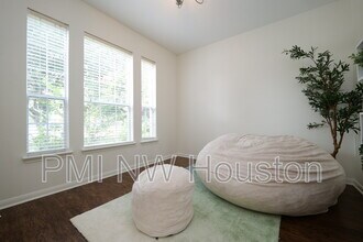 1203 Lavender Shade Ct in Houston, TX - Building Photo - Building Photo