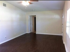 2738 Ingot Pl in Sarasota, FL - Building Photo - Building Photo