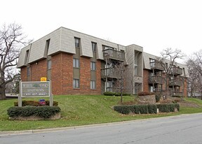 White Oaks Apartments