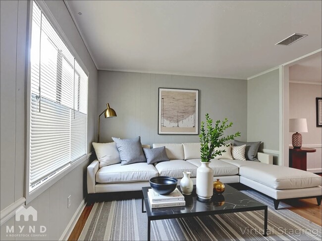 4617 Patrick Dr in Kennesaw, GA - Foto de edificio - Building Photo