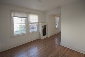 318 Whitney Ave, Unit 318 in Pittsburgh, PA - Building Photo - Building Photo