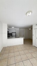 11050 SW 196th St, Unit 205 in Cutler Bay, FL - Building Photo - Building Photo