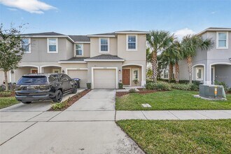 2126 Crystal Bell St in Orlando, FL - Building Photo - Building Photo
