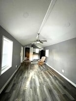 135 Honeysuckle Ln in Athens, GA - Building Photo