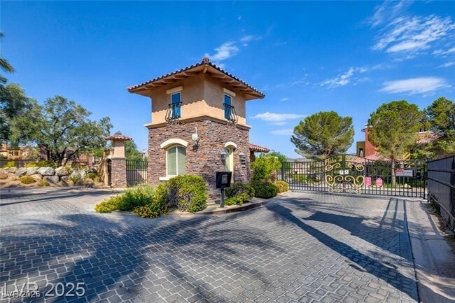 11 Cerchio Basso in Henderson, NV - Building Photo - Building Photo