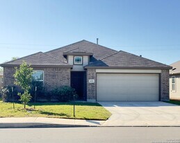 4351 W Vasquez Cir in Converse, TX - Building Photo