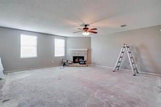 5504 Comanche Wells Dr in McKinney, TX - Building Photo - Building Photo