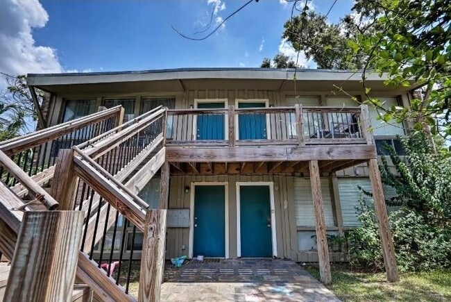 property at 2513 Driscoll St