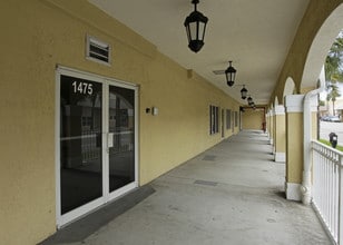 Villas Godoy in Miami, FL - Building Photo - Building Photo