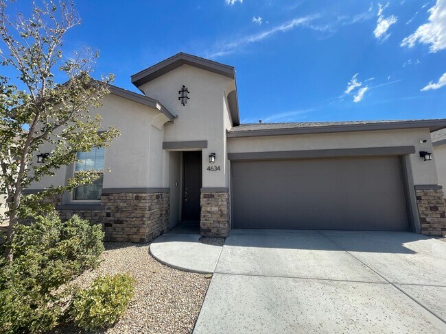 4634 Elsinore Ave in Las Cruces, NM - Building Photo - Building Photo
