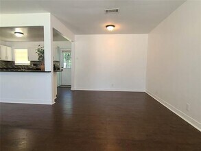 2306 Healey Dr in Dallas, TX - Building Photo - Building Photo