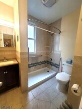 26 Harding Ter, Unit 1 in Newark, NJ - Building Photo - Building Photo