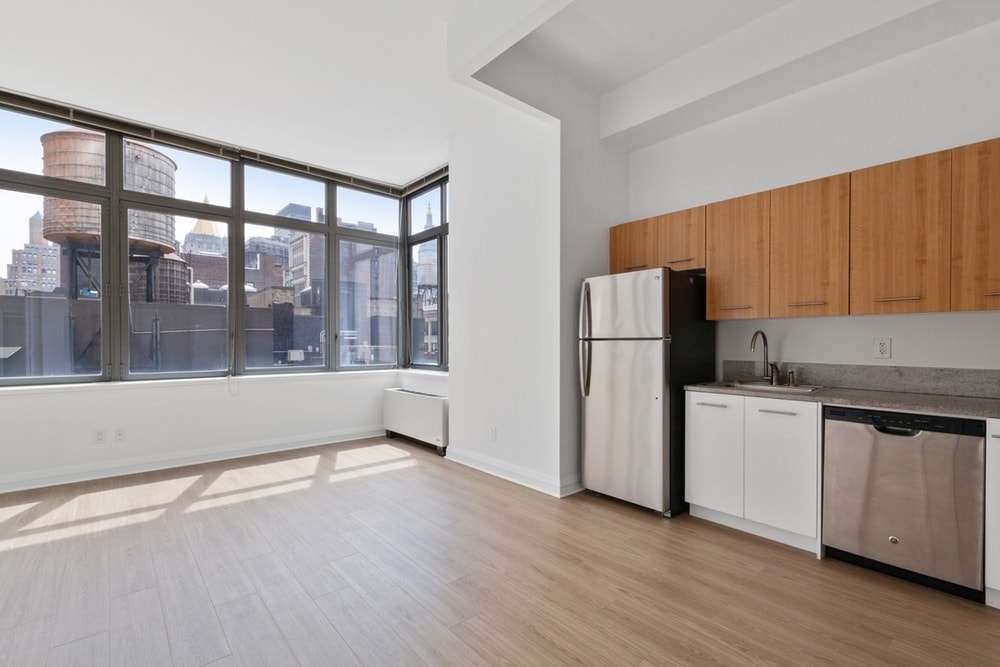 800 Sixth in Manhattan, NY - Building Photo