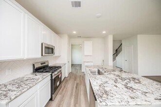 32402 Clouser Crawdad Ct in Fulshear, TX - Foto de edificio - Building Photo