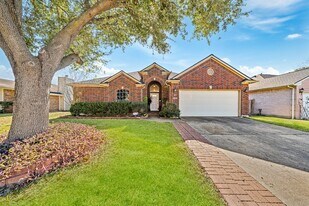 15727 Schumann Ln in Houston, TX - Building Photo