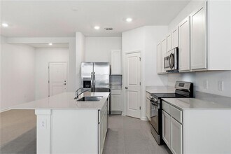 3242 Watts Ter in Davenport, FL - Building Photo - Building Photo