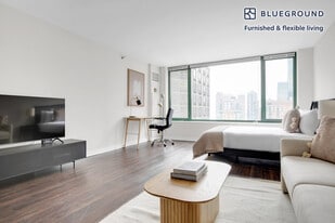 420 E Ohio St in Chicago, IL - Building Photo