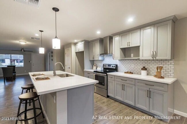 3431 E Acoma Dr in Phoenix, AZ - Building Photo - Building Photo